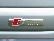 Audi S-Line Schriftzug