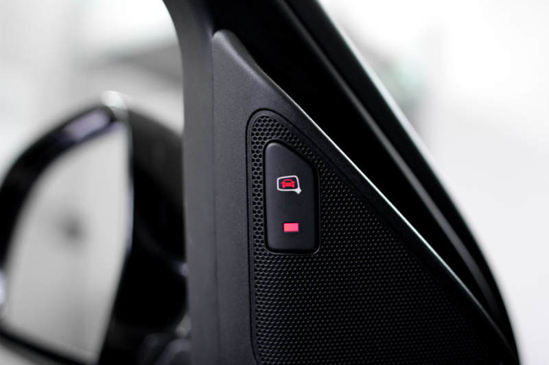 Side assist audi