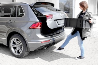 Complete kit sensor-operated electrical tailgate opening for VW Passat B8