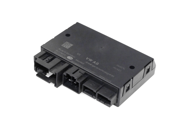 Control unit for trailer recognition for Audi e tron GE 261 00