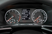 Automatische Distanzregelung (ACC) für VW T-Cross C11