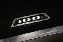 Complete set of original door sills with lighting for VW Touareg CR