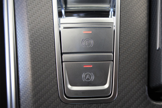 Komplettset Autohold / Berganfahrassistent für Audi Q8 4M