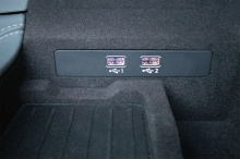 Komplettset USB Hub für Audi A6 4A