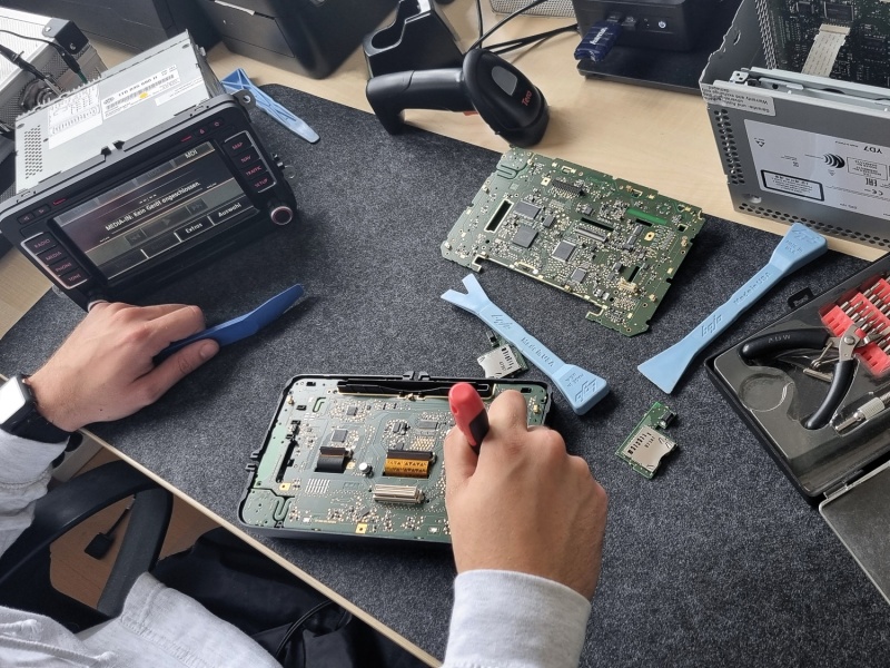 Reparatur Touchscreen, Discover Media, Composition Media PQ, 299,00