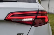 Bundle LED tailights with dynamic turn signal for Audi A3 8V