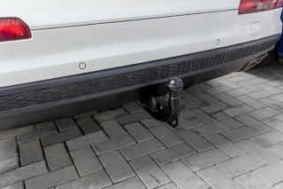 Komplettset Anhängerkupplung (AHK) für Audi Q7 4M
