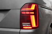Komplettset LED-Heckleuchten abgedunkelt für VW T6.1 SH