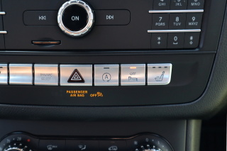 Complete set parking aid Code 235 for Mercedes B-Class W246